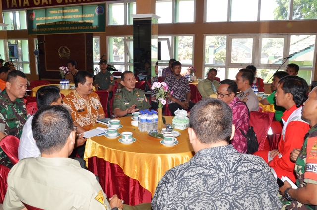 Kasdam IV/Dip meninjau latihan gladi posko di Makorem 073/Mkt